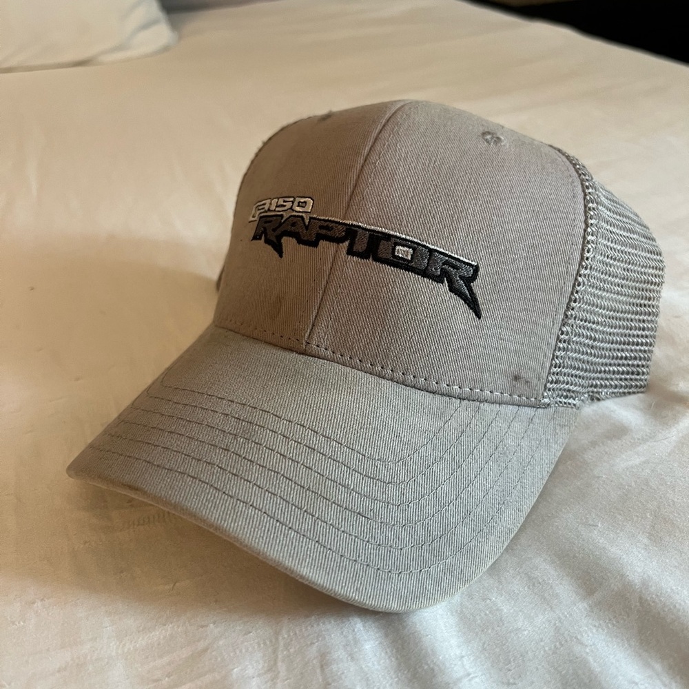 Gray Mesh Cap